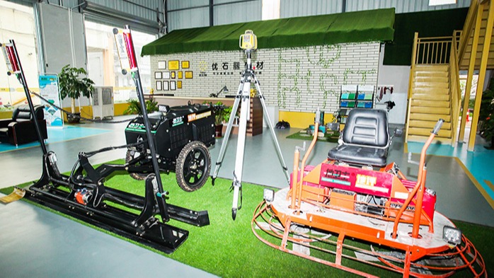 地衛士-雙盤駕駛型研磨機與激光整平機