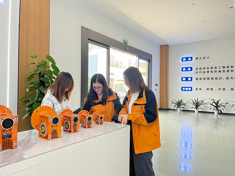 佛山地坪漆廠家 佛山地坪漆廠家