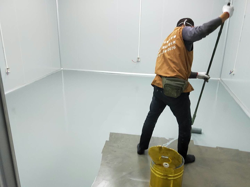 “地衛士”環氧地坪漆施工 “地衛士”環氧地坪漆施工