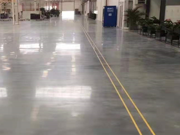 五金廠選固化劑地坪有什么好處？