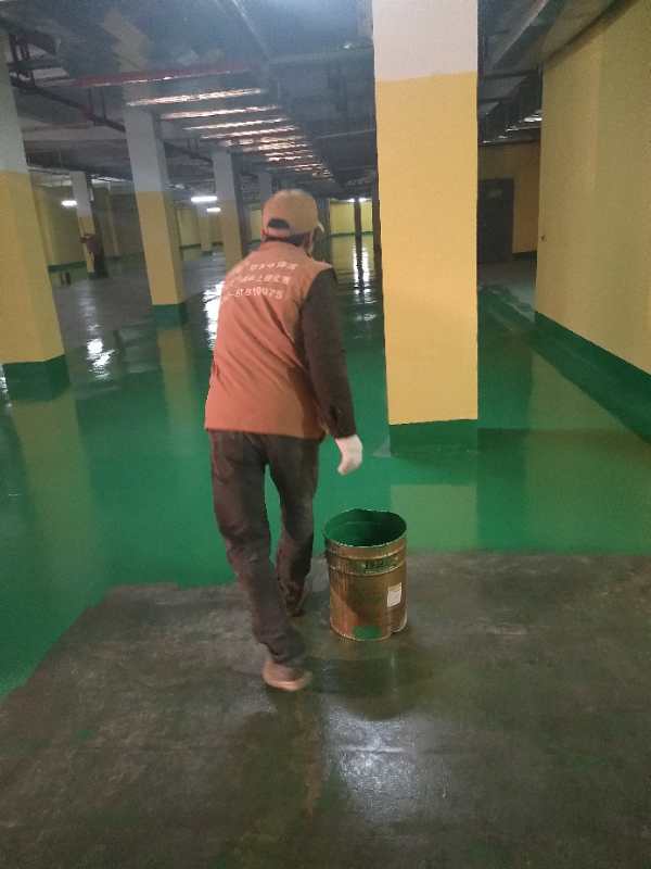 停車場地坪漆