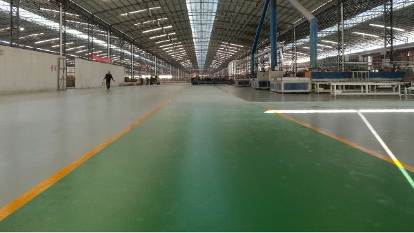 新興溶洲建筑陶瓷二廠選用地衛士環氧地坪漆工程