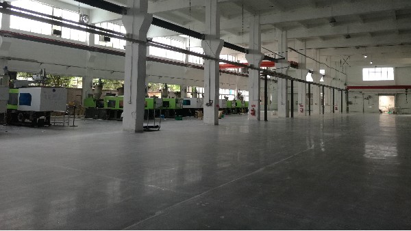 本立電器科技有限公司選用地衛士混凝土密封硬化地坪