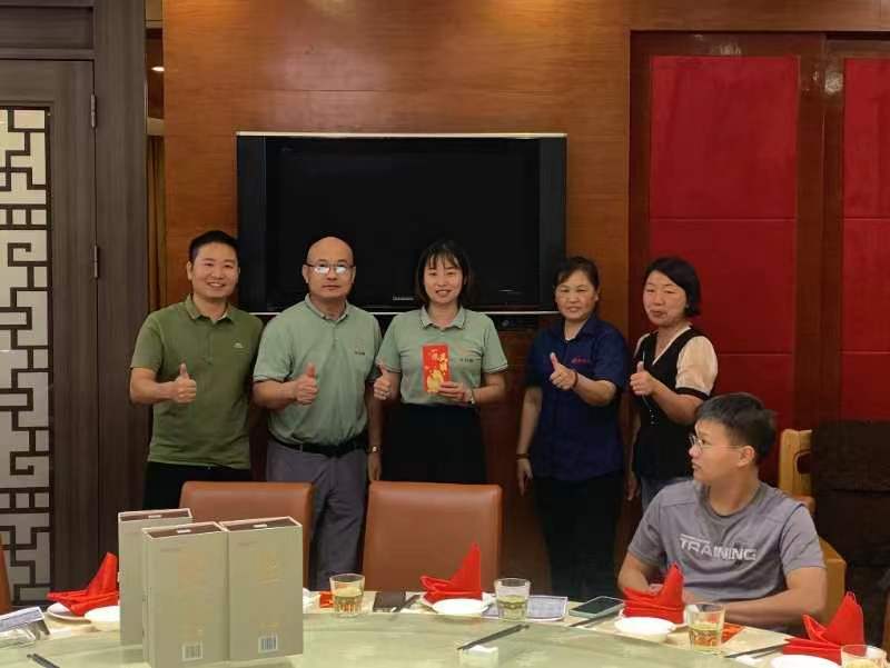 d3047a53bf80f55d7bb32d426bf968e d3047a53bf80f55d7bb32d426bf968e