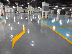 停車場滾面耐壓砂漿型環(huán)氧地坪 停車場滾面耐壓砂漿型環(huán)氧地坪