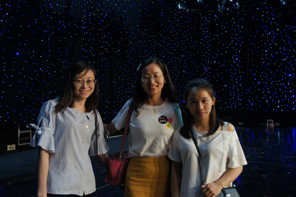 佛山大建材,地衛士地坪,佛山地坪漆工程,佛山電視臺,環氧地坪漆,地衛士地坪小伙伴 佛山大建材,地衛士地坪,佛山地坪漆工程,佛山電視臺,環氧地坪漆,地衛士地坪小伙伴